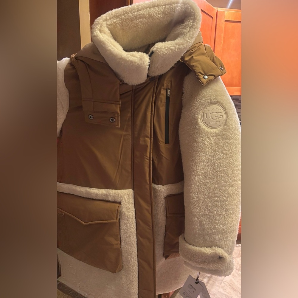 UGG Women’s “Kaysin Fleece Trim Down Parka” in Chestnut - Picture 6 of 11
